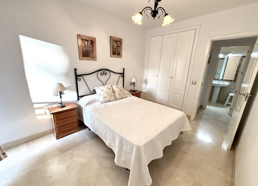 Reventa - Ground floor apartment - Estepona - Estepona Centro