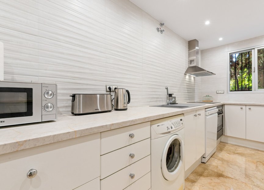 Resale - Ground floor apartment - Marbella - Marbella Centro