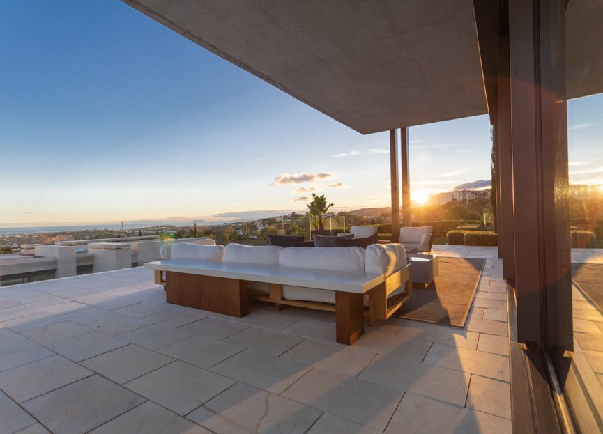 Resale - House - Detached Villa - Benahavís - La Quinta