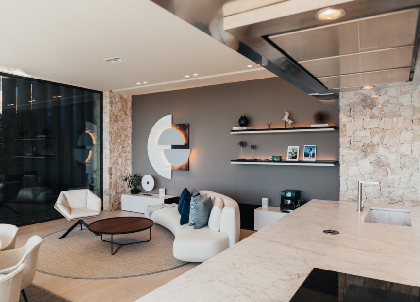 Resale - House - Detached Villa - Benahavís - La Quinta