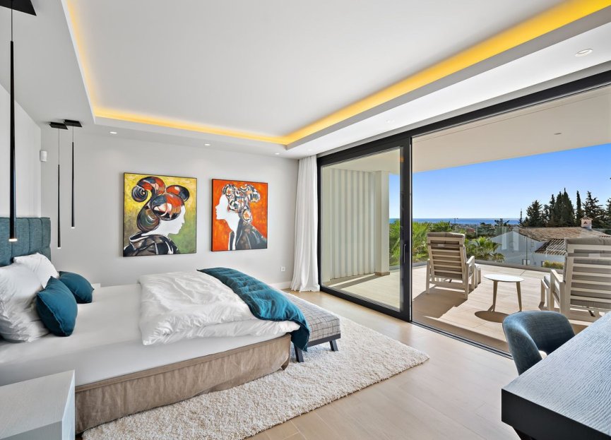 Resale - House - Detached Villa - Estepona - Cancelada