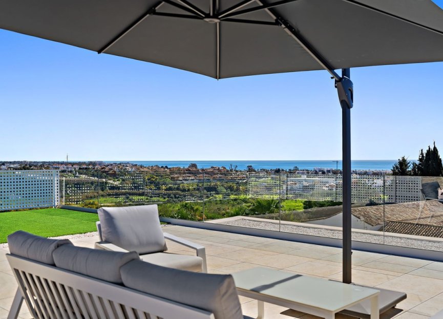 Resale - House - Detached Villa - Estepona - Cancelada