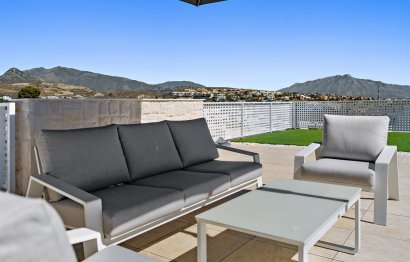 Resale - House - Detached Villa - Estepona - Cancelada