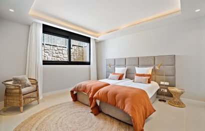 Resale - House - Detached Villa - Estepona - Cancelada