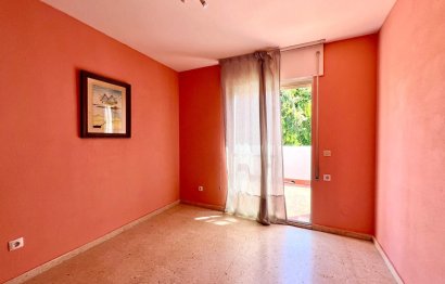 Resale - Apartment - Top Floor Apartment - Marbella - Elviria