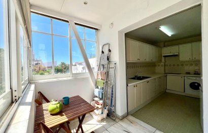 Resale - Apartment - Top Floor Apartment - Marbella - Elviria