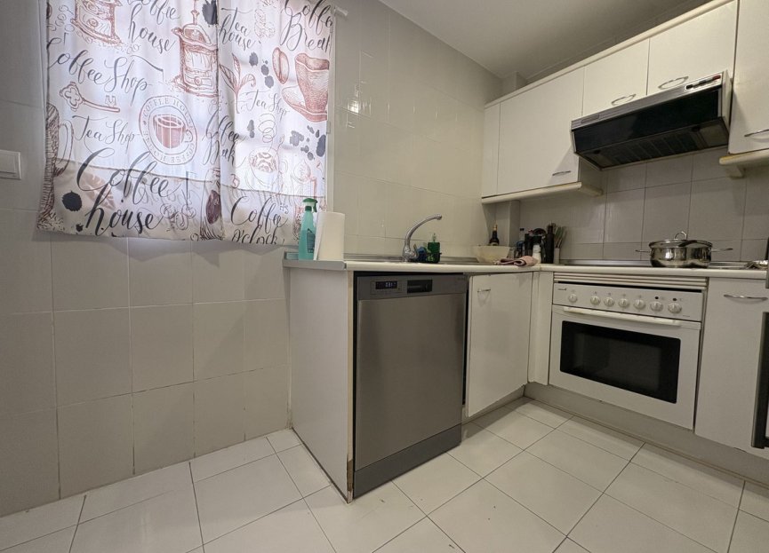 Resale - Ground floor apartment - Estepona - Atalaya