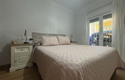 Resale - Ground floor apartment - Estepona - Atalaya