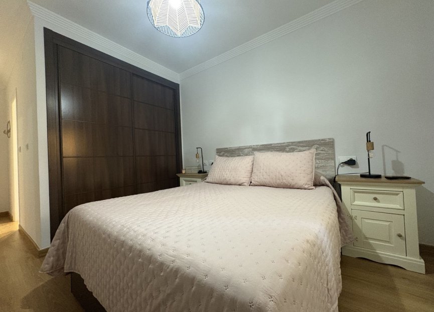 Resale - Ground floor apartment - Estepona - Atalaya