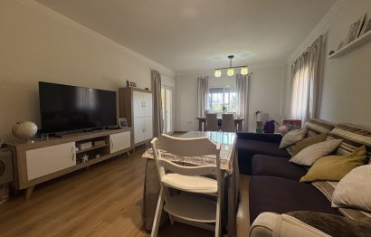 Resale - Ground floor apartment - Estepona - Atalaya