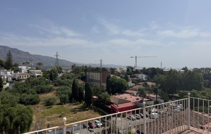 Resale - House - Detached Villa - Marbella - Nueva Andalucia