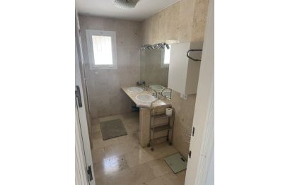 Resale - House - Detached Villa - Marbella - Nueva Andalucia