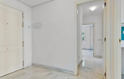 Resale - Apartment - Middle Floor Apartment - Marbella - Marbella Centro