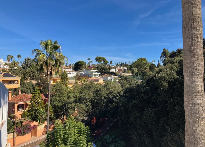 Resale - Apartment - Penthouse - Marbella - Elviria
