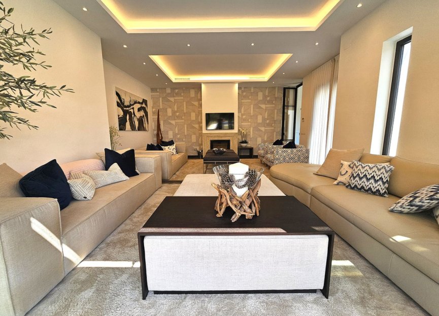 Resale - House - Detached Villa - Benahavís - Benahavís Centro