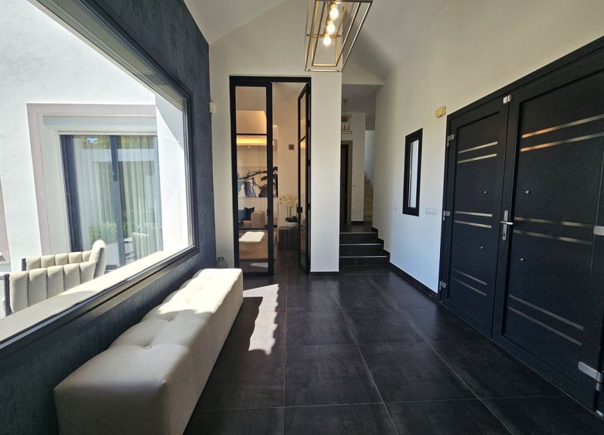 Resale - House - Detached Villa - Benahavís - Benahavís Centro