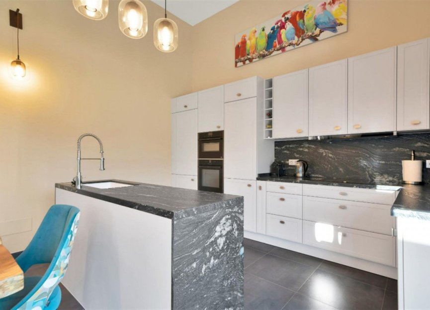 Resale - House - Detached Villa - Benahavís - Benahavís Centro