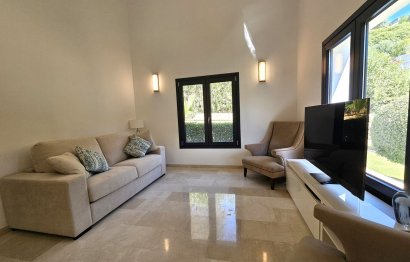 Resale - House - Detached Villa - Benahavís - Benahavís Centro