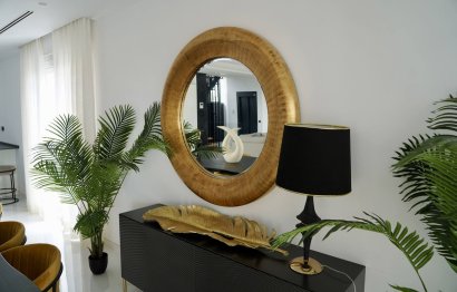 Resale - House - Detached Villa - Estepona - Cancelada