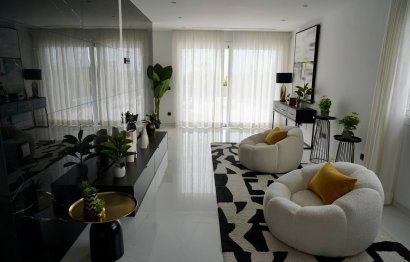 Resale - House - Detached Villa - Estepona - Cancelada