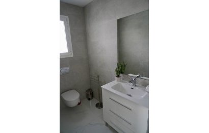 Resale - House - Detached Villa - Estepona - Cancelada