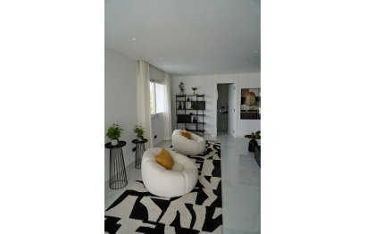 Resale - House - Detached Villa - Estepona - Cancelada