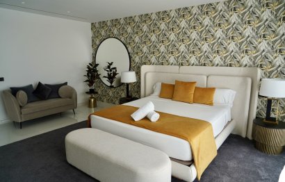 Resale - House - Detached Villa - Estepona - Cancelada