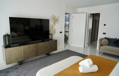 Resale - House - Detached Villa - Estepona - Cancelada