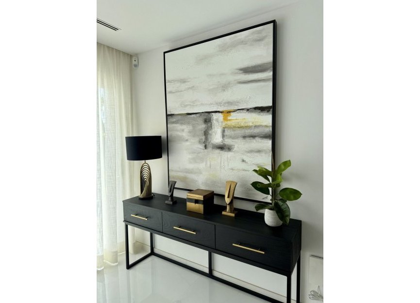 Resale - House - Detached Villa - Estepona - Cancelada