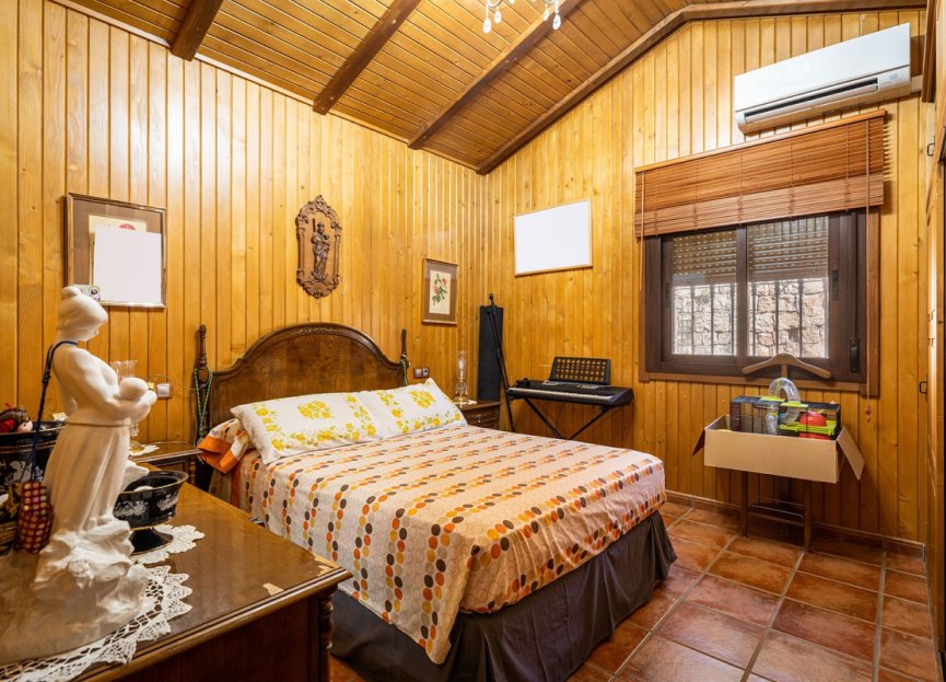 Resale - House - Finca - Cortijo - Estepona - Estepona Centro