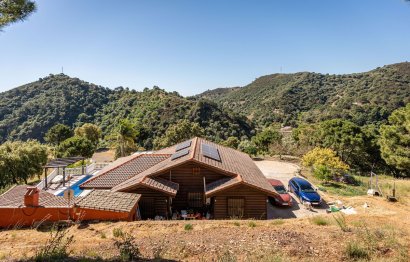 Resale - House - Finca - Cortijo - Estepona - Estepona Centro