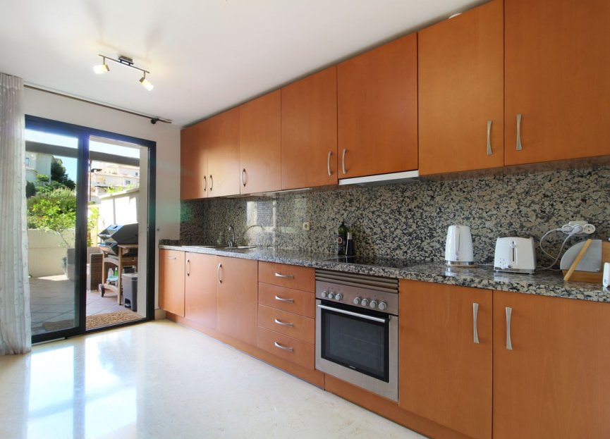 Resale - Ground floor apartment - Benahavís - Benahavís Centro