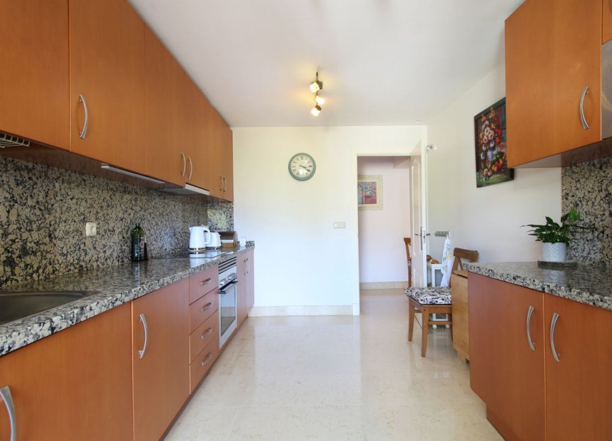 Resale - Ground floor apartment - Benahavís - Benahavís Centro