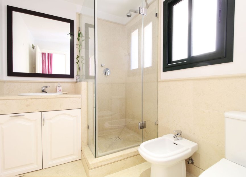 Resale - Ground floor apartment - Benahavís - Benahavís Centro