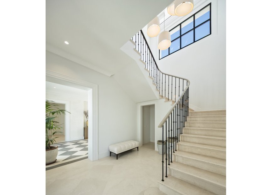 Resale - House - Detached Villa - Marbella - Nueva Andalucia