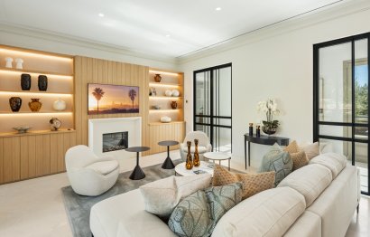 Resale - House - Detached Villa - Marbella - Nueva Andalucia