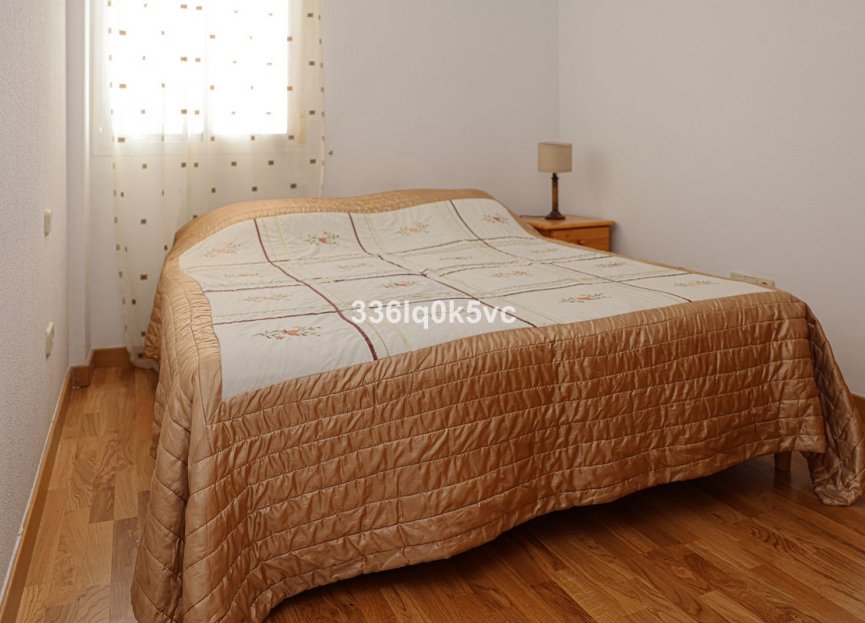 Resale - Apartment - Middle Floor Apartment - Benahavís - Benahavís Centro