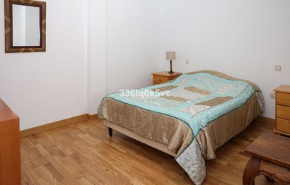 Resale - Apartment - Middle Floor Apartment - Benahavís - Benahavís Centro