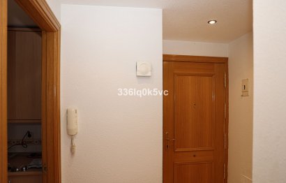 Resale - Apartment - Middle Floor Apartment - Benahavís - Benahavís Centro