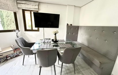 Resale - Apartment - Middle Floor Apartment - Marbella - Elviria