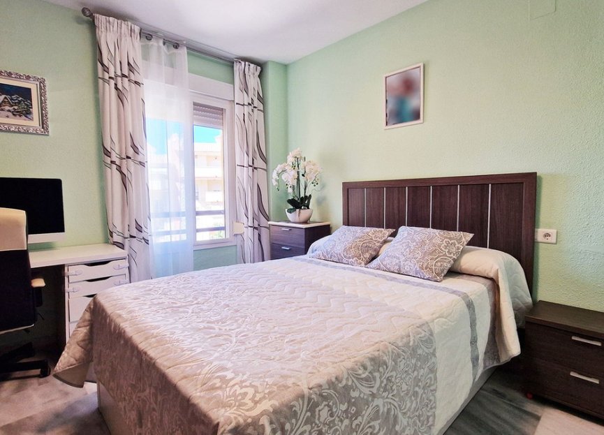 Resale - Apartment - Middle Floor Apartment - Benalmádena - Benalmadena Centro