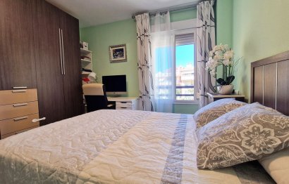 Resale - Apartment - Middle Floor Apartment - Benalmádena - Benalmadena Centro