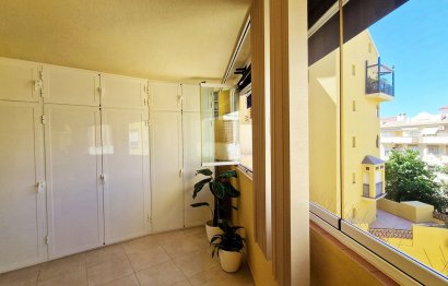 Resale - Apartment - Middle Floor Apartment - Benalmádena - Benalmadena Centro