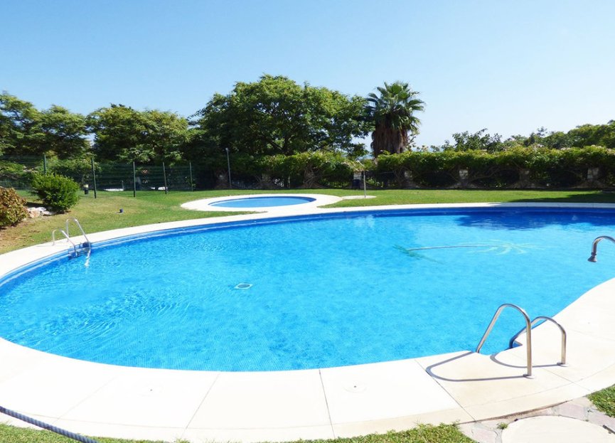 Resale - Apartment - Middle Floor Apartment - Benalmádena - Benalmadena Centro