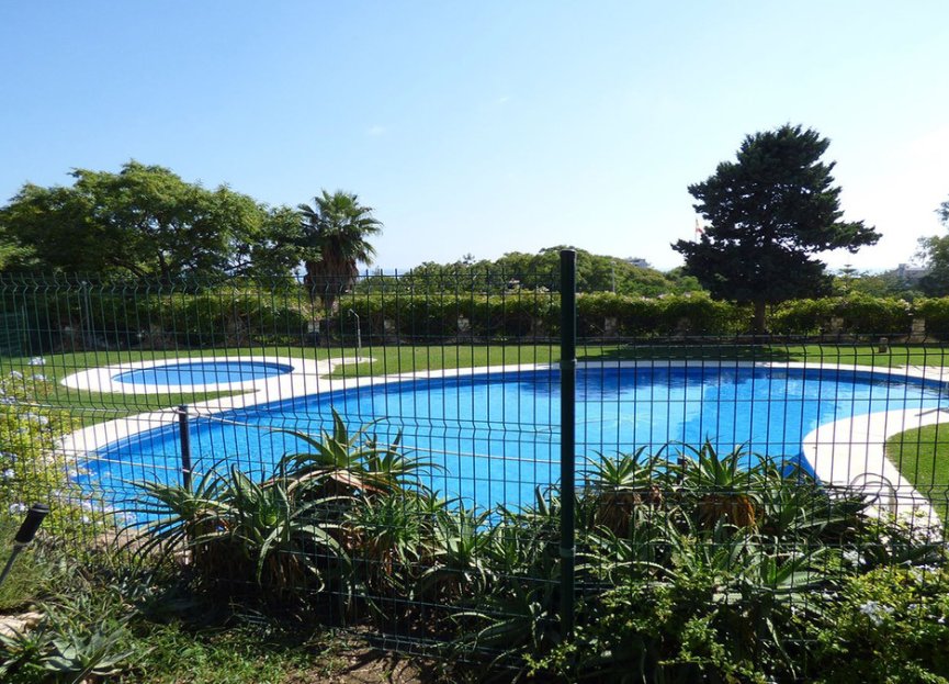 Resale - Apartment - Middle Floor Apartment - Benalmádena - Benalmadena Centro