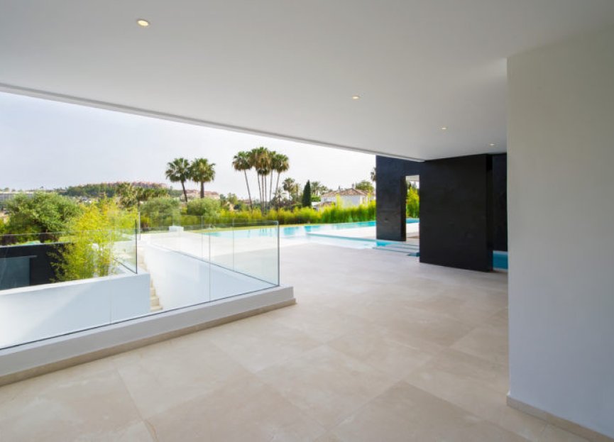 Resale - House - Detached Villa - Marbella - Nueva Andalucia