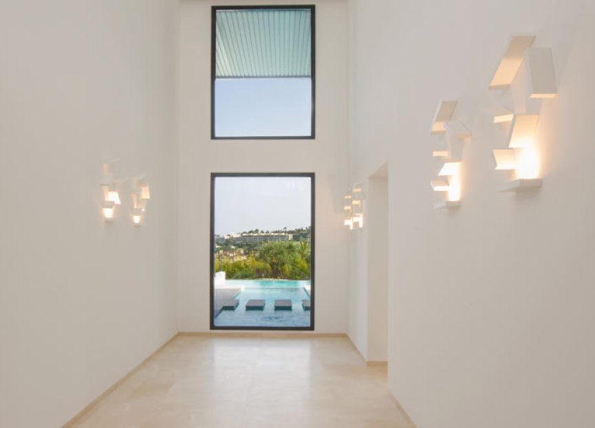 Resale - House - Detached Villa - Marbella - Nueva Andalucia