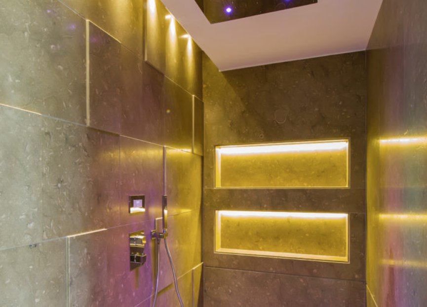 Resale - House - Detached Villa - Marbella - Nueva Andalucia