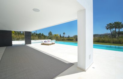 Resale - House - Detached Villa - Marbella - Nueva Andalucia