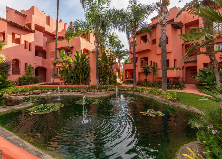 Resale - Apartment - Ground Floor Apartment - Estepona - New Golden Mile